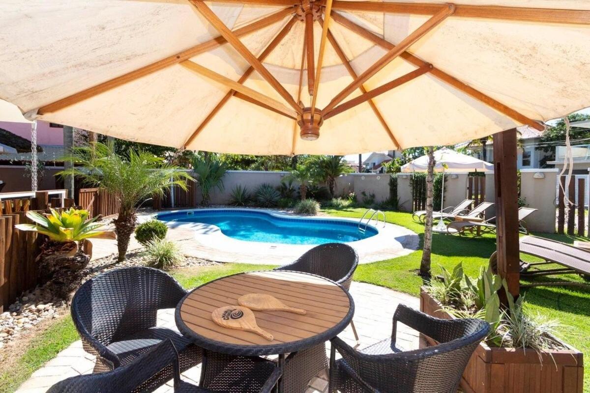 5 Quartos Piscina E Espaco Gourmet Bombinhas Luaran gambar