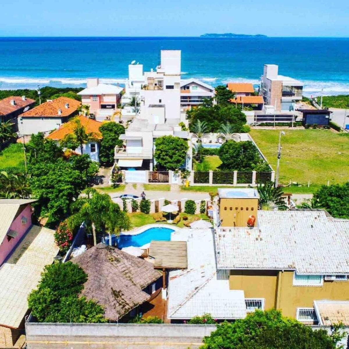 5 Quartos Piscina E Espaco Gourmet Bombinhas Luaran gambar